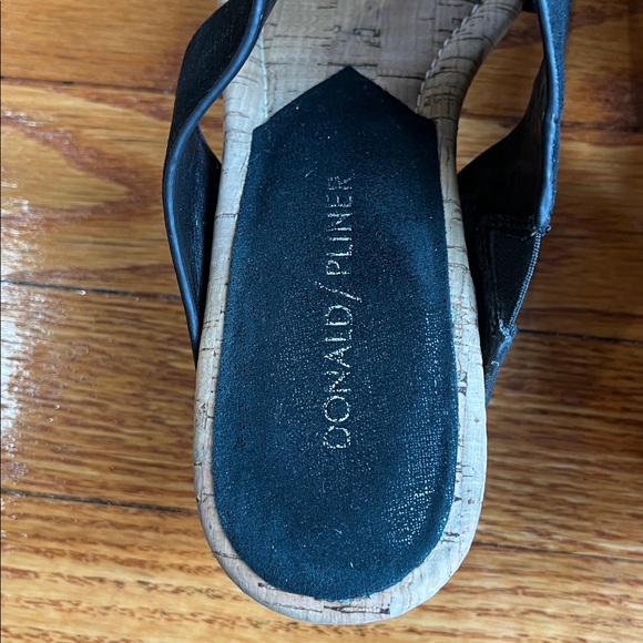 Donald Pliner Slide Wedge Sandal Black Size 8 - Picture 4 of 6
